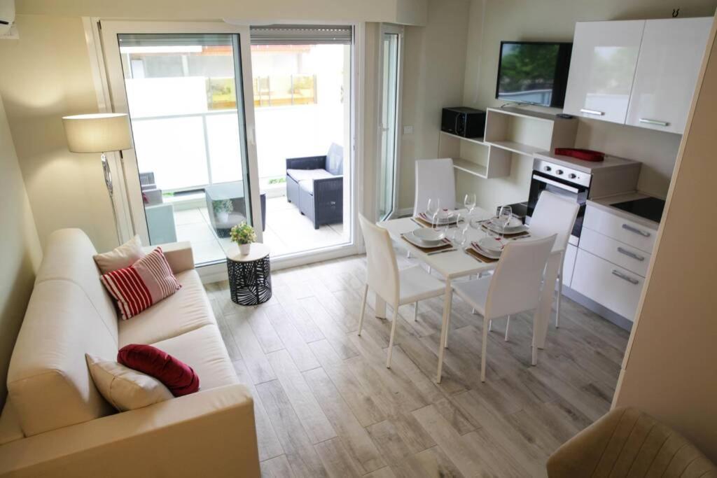 Magnifique 3P - French Riviera - 3Mn Beach - Air Conditioning - Balcony Juan-les-Pins Luaran gambar