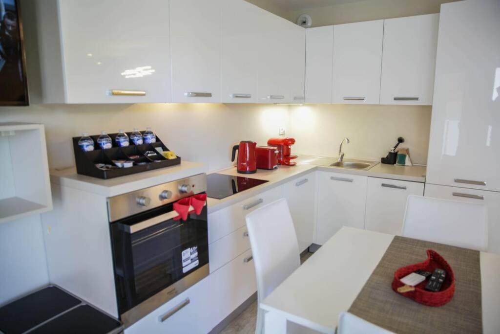 Magnifique 3P - French Riviera - 3Mn Beach - Air Conditioning - Balcony Juan-les-Pins Luaran gambar