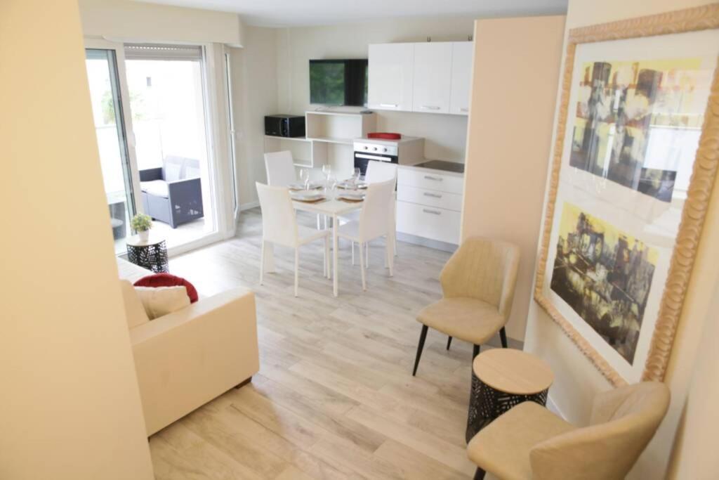 Magnifique 3P - French Riviera - 3Mn Beach - Air Conditioning - Balcony Juan-les-Pins Luaran gambar